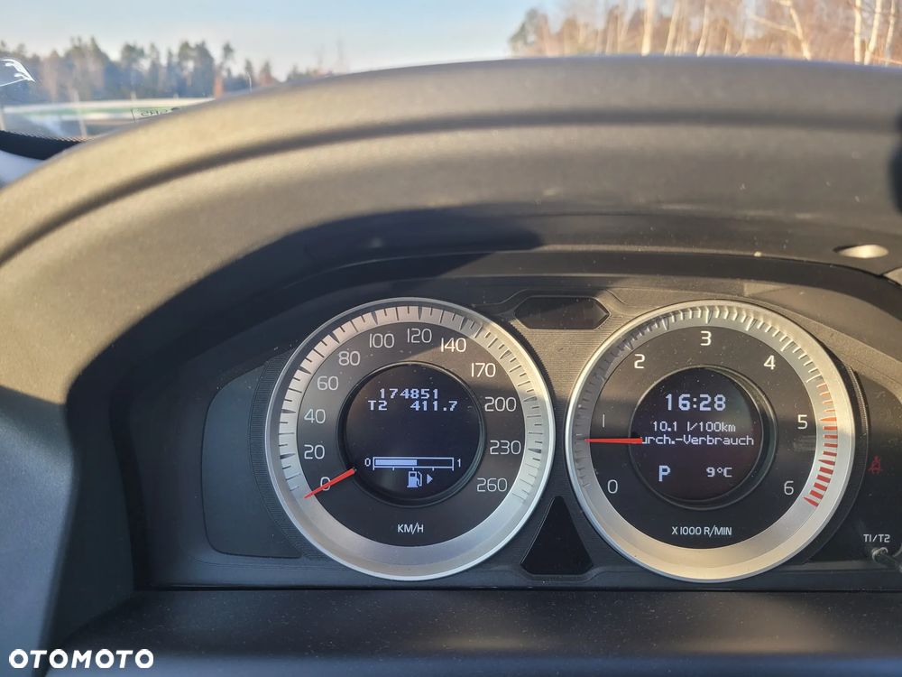 Volvo XC 60 D4 Geartronic Momentum - 19