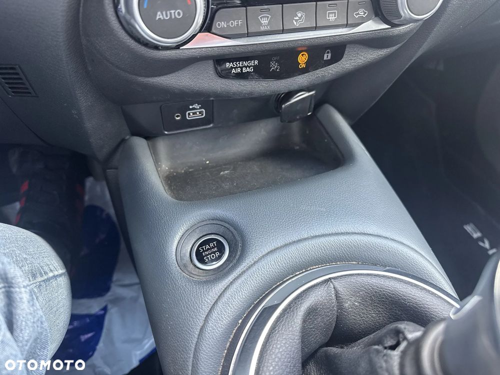 Nissan Juke 1.0 DIG-T N-Connecta - 20