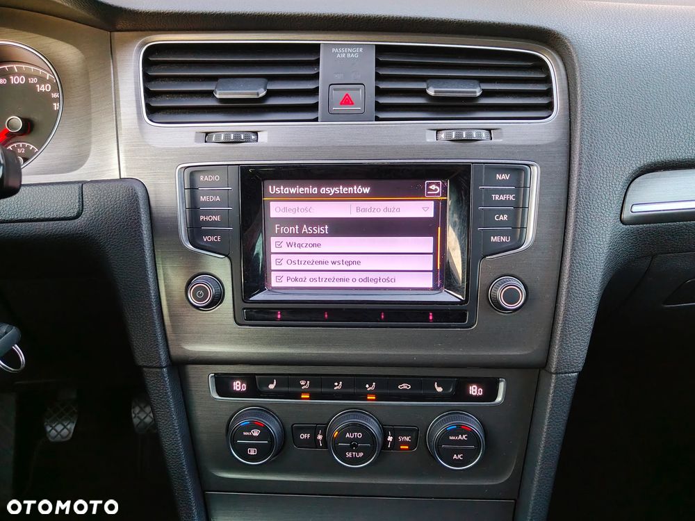 Volkswagen Golf 1.4 TSI BMT Comfortline Perfectline - 26
