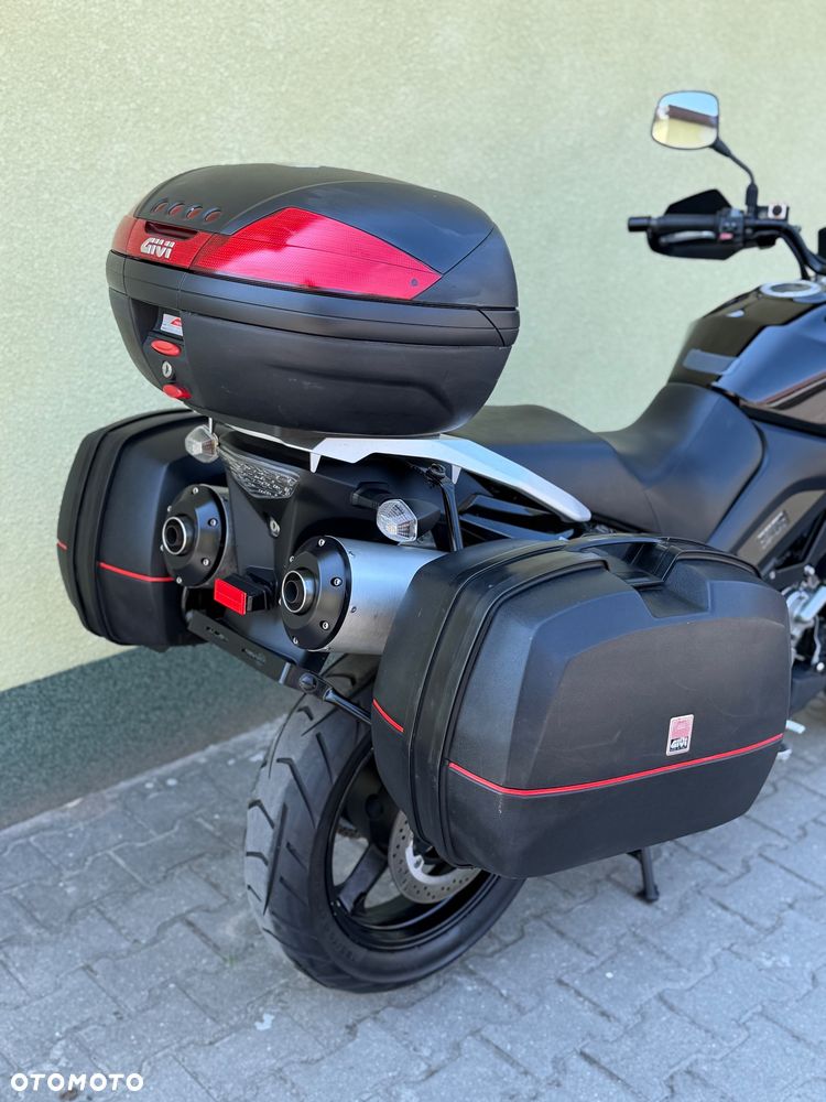 Suzuki DL - 12