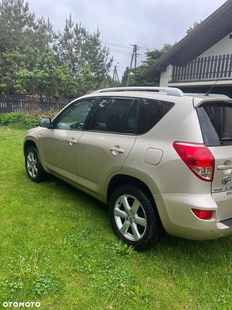 Toyota RAV4 2.2 D-4D Prestige - 4