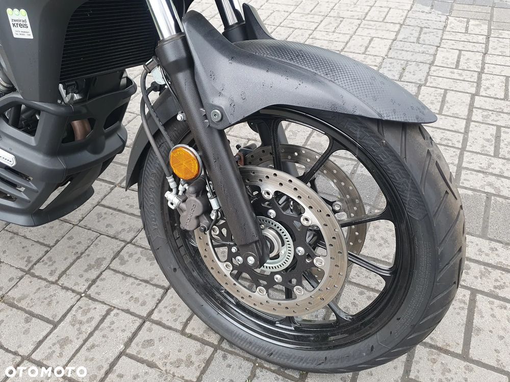 Suzuki V-STROM - 15