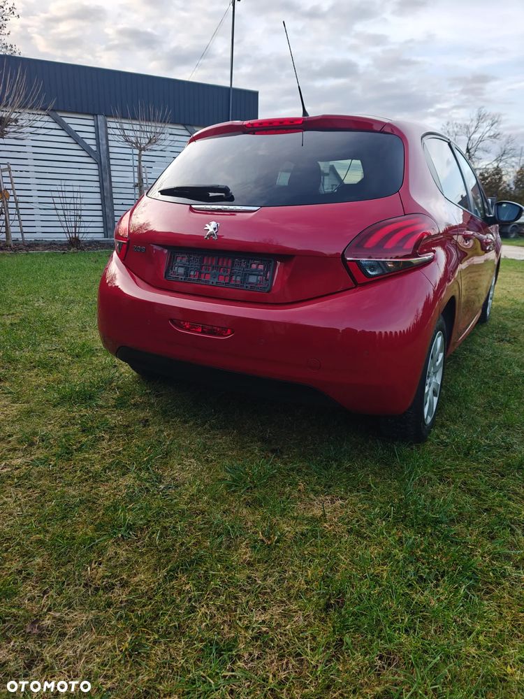 Peugeot 208 1.6 BlueHDi Active - 11