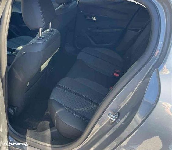 Peugeot e-208 50 kWh Allure - 6