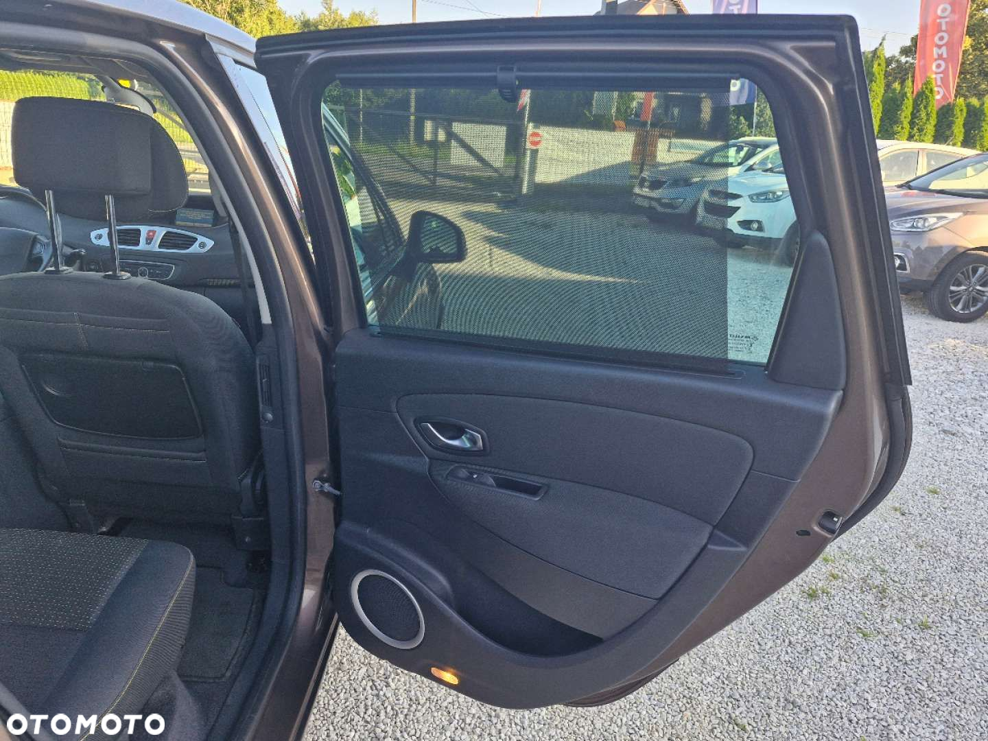 Renault Grand Scenic - 22