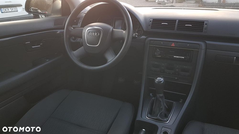 Audi A4 Avant 1.8T - 14