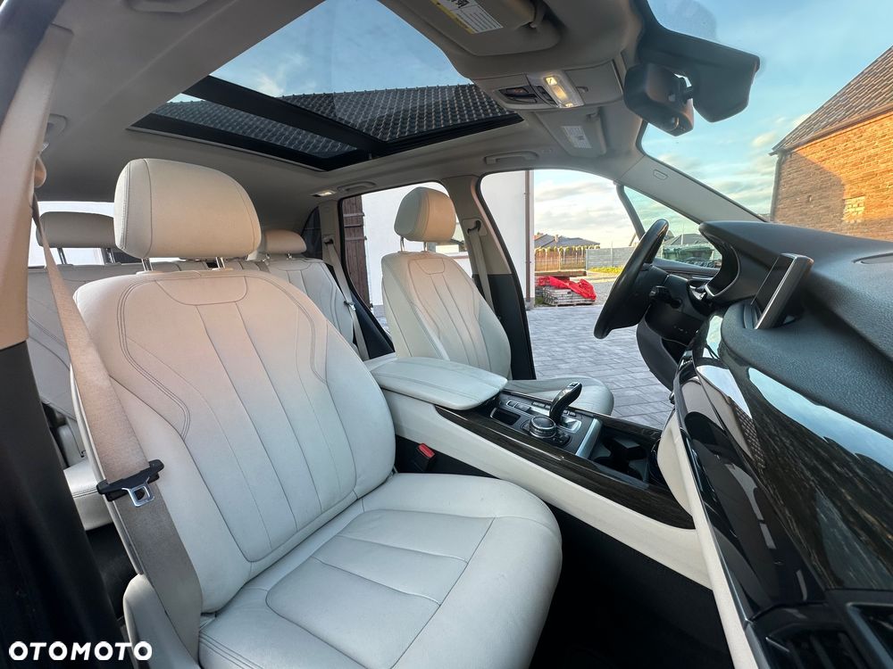 BMW X5 3.5i xDrive - 9