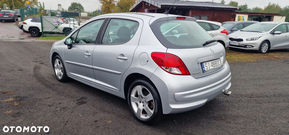 Peugeot 207 120 Automatik Sport - 23