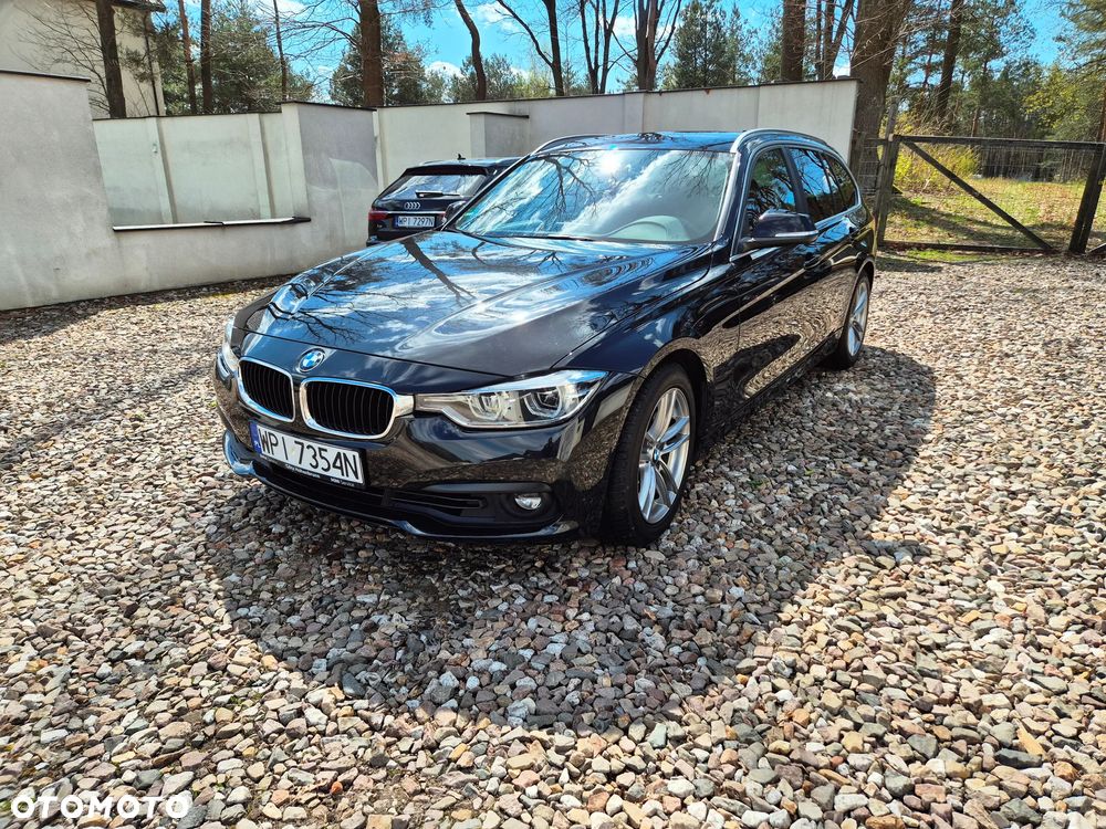 BMW Seria 3 320i Advantage sport - 1