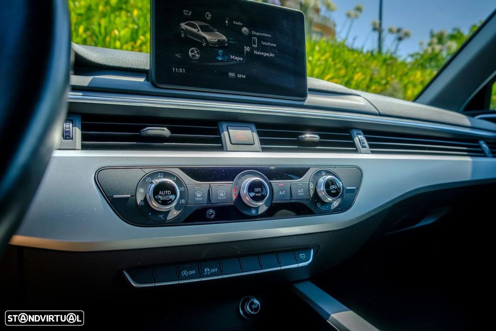 Audi A4 35 TDI Design S tronic - 17