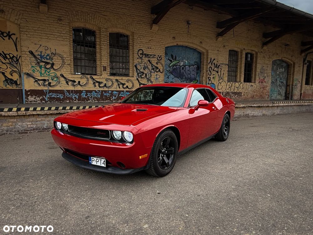 Dodge Challenger - 1