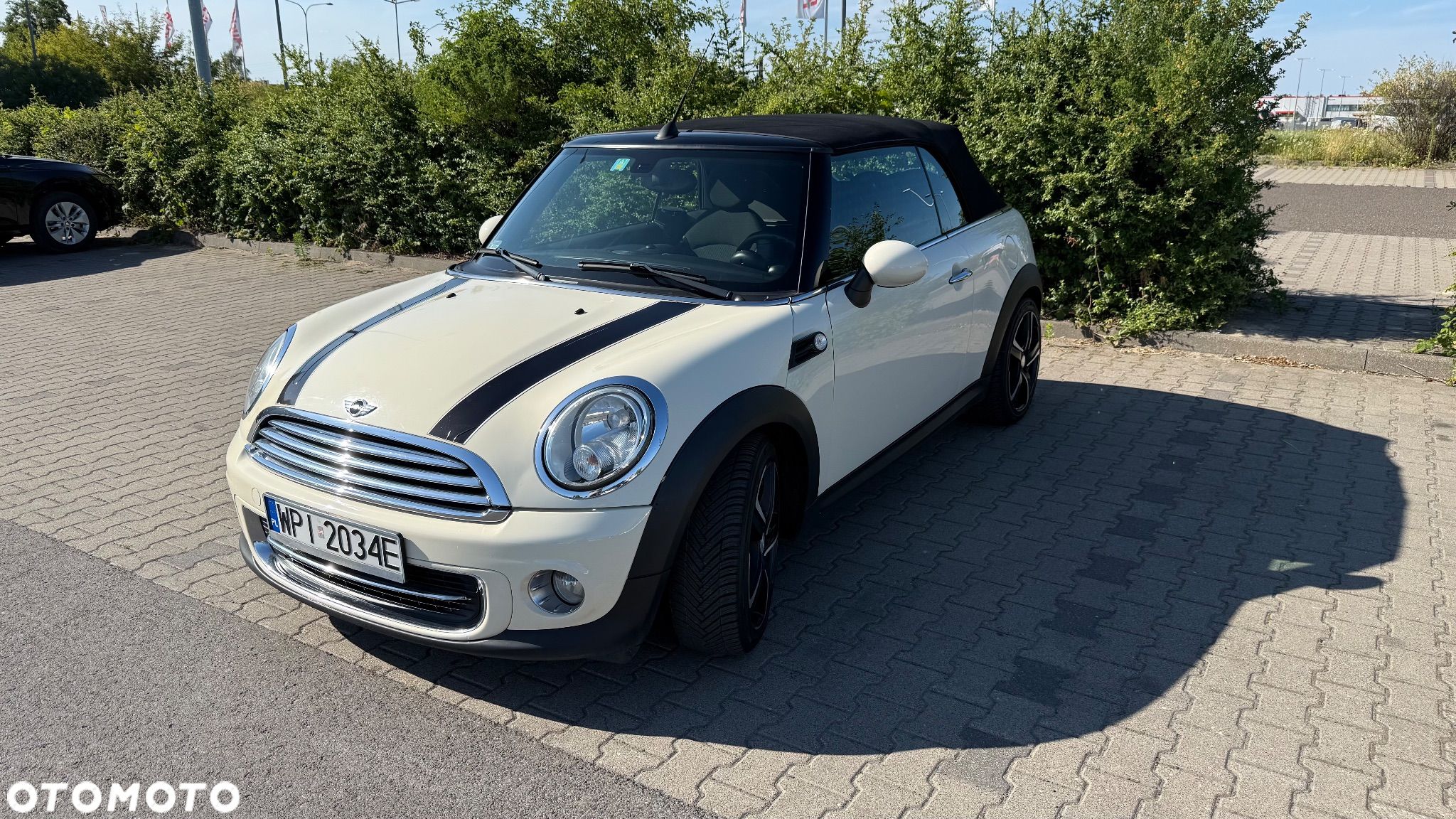 MINI Cooper Standard - 1