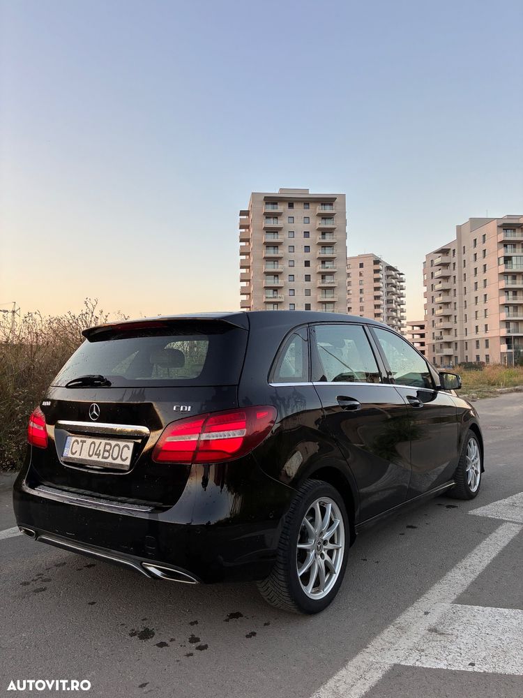 Mercedes-Benz B 180 - 11