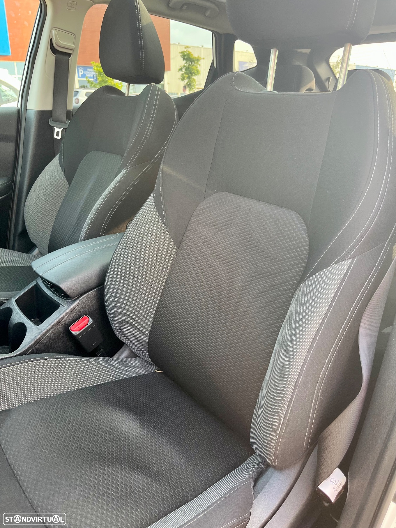 Nissan Qashqai 1.3 DIG-T N-Connecta - 6