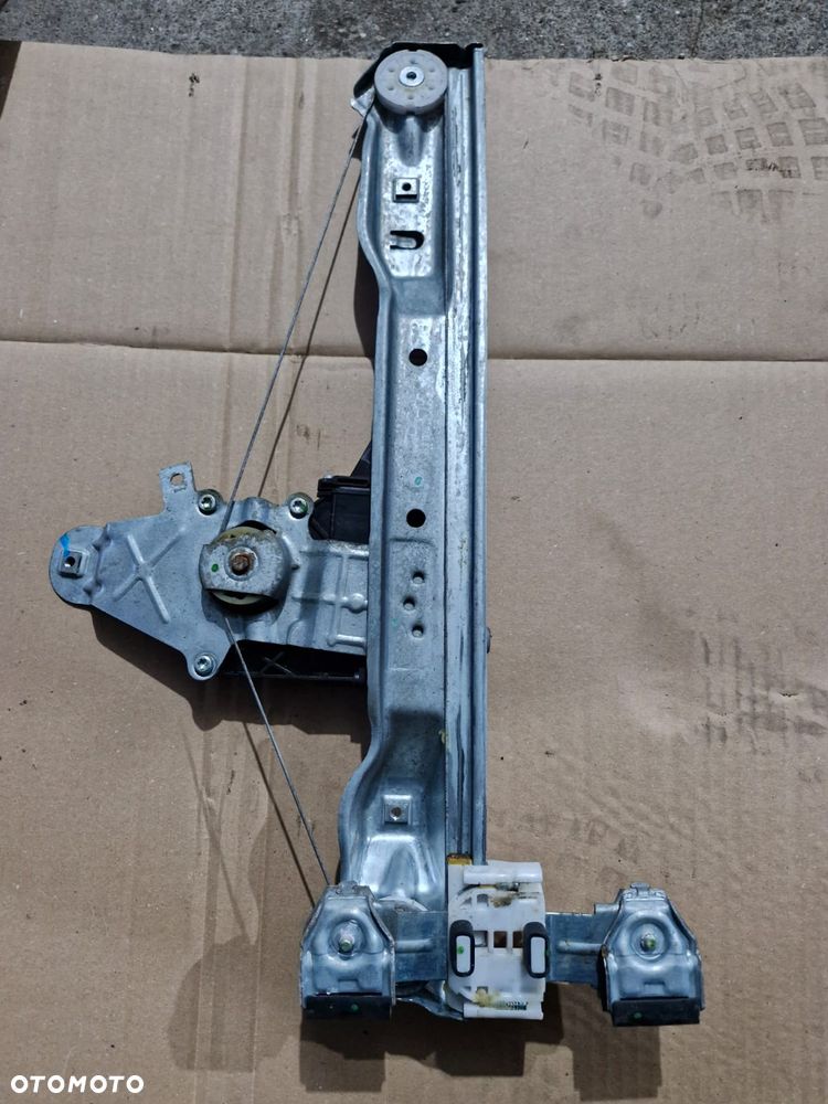 Mechanizm podnośnik silniczek szyby prawy tył Opel Meriva B 13265803