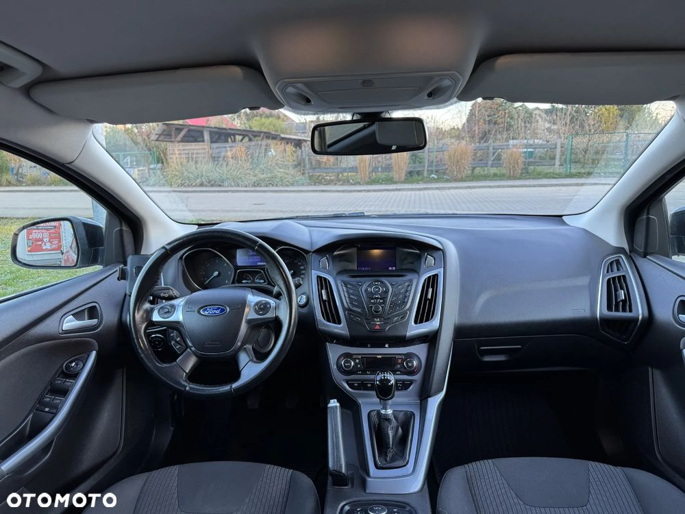 Ford Focus 1.6 TDCi DPF Start-Stopp-System Titanium - 17