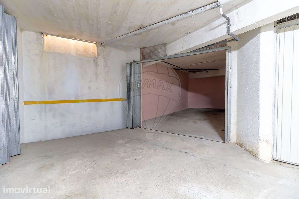 Garagem  para venda - Grande imagem: 2/9