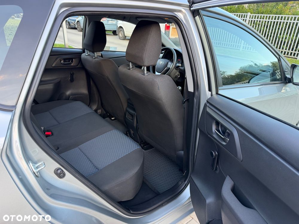 Toyota Auris 1.33 VVT-i Active - 20