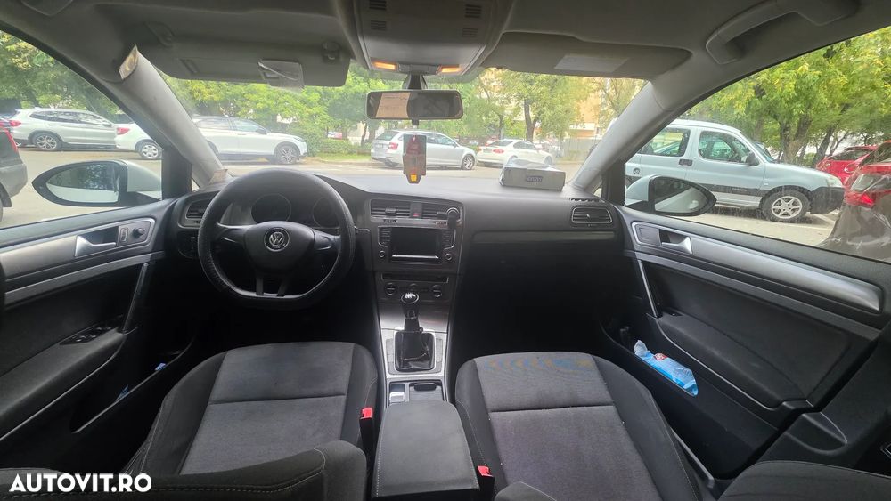 Volkswagen Golf 1.6 TDI DPF BMT Highline - 19