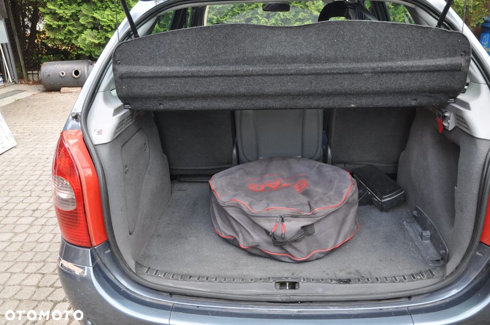 Citroën Xsara Picasso - 9