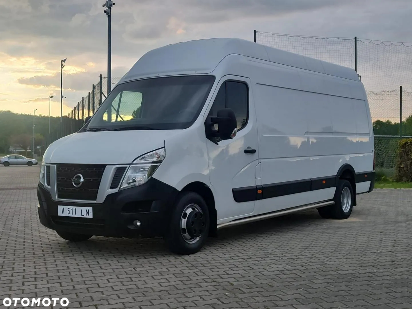 Nissan NV400 - 4
