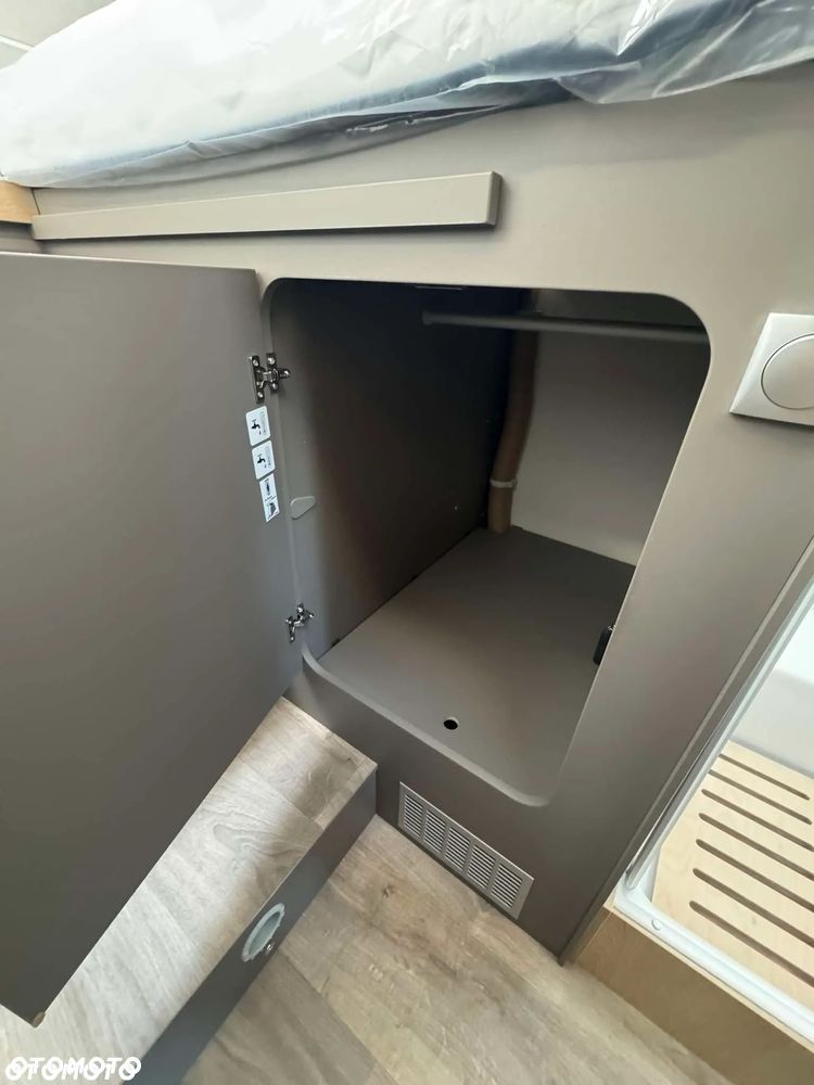 LMC Tourer Lift H730G - Kamper o DMC 3500kg dla 5ciu osób! - 29