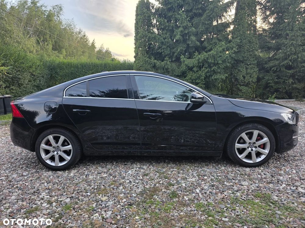 Volvo S60 D2 Drive-E Momentum - 3