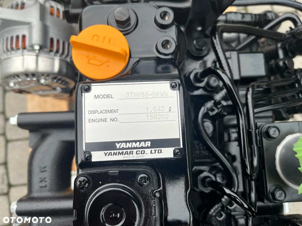 SILNIK YANMAR 3TNV88 BKWN 18199 NETTO - 11