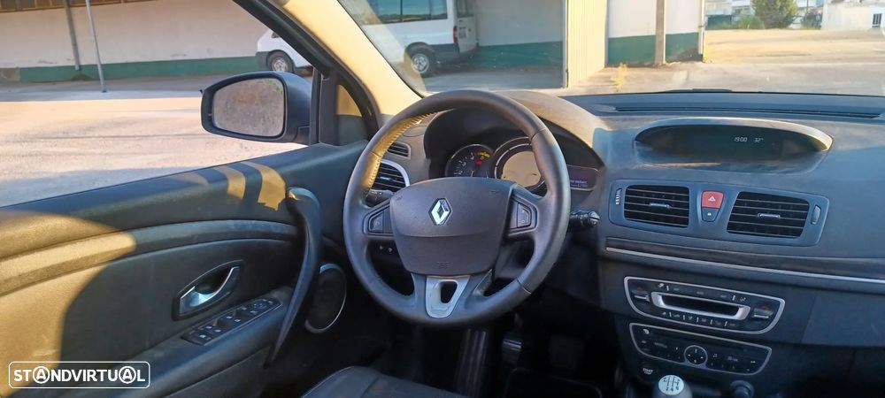 Renault Mégane Sport Tourer 1.5 dCi Dynamique - 23