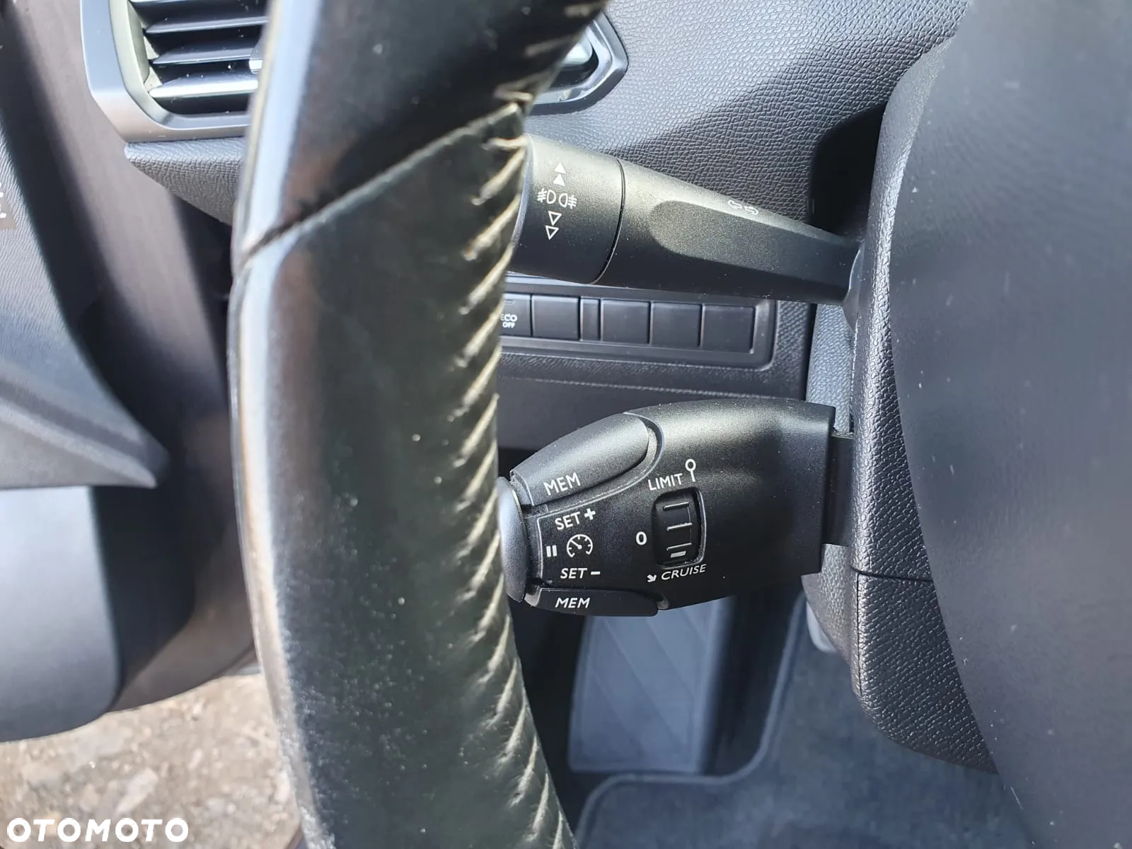 Peugeot 308 HDi FAP 150 Allure - 23