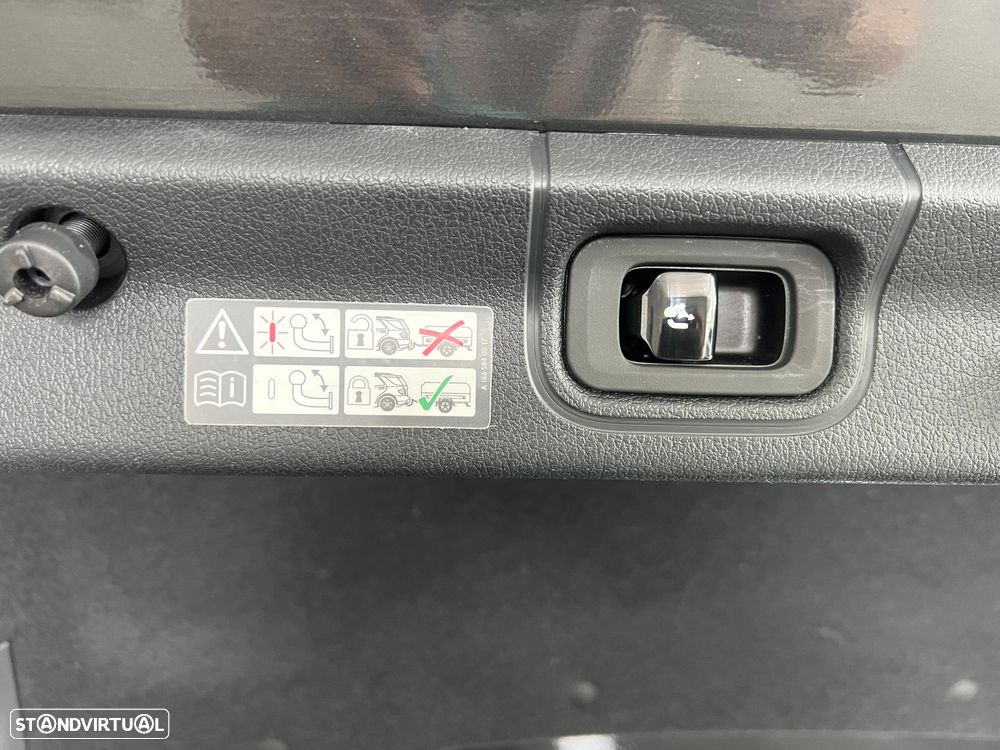 Mercedes-Benz EQE 300 AMG Line - 37
