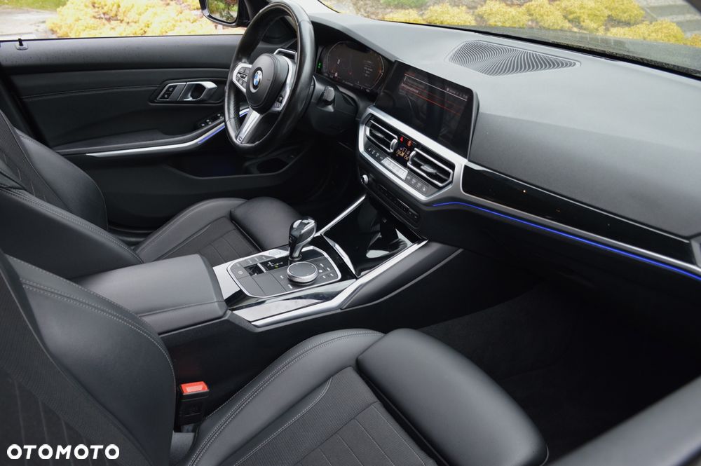 BMW Seria 3 320d MHEV Sport Line - 22