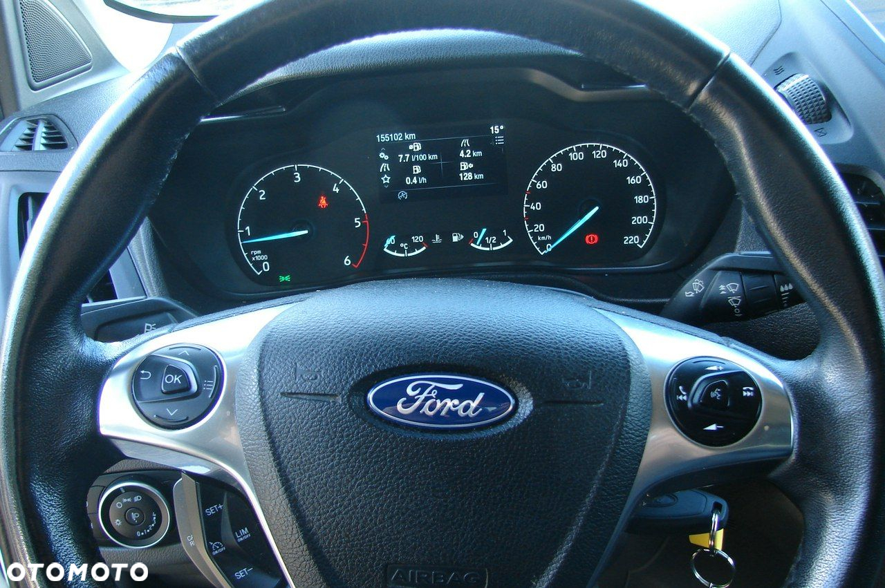 Ford Transit Connect - 17