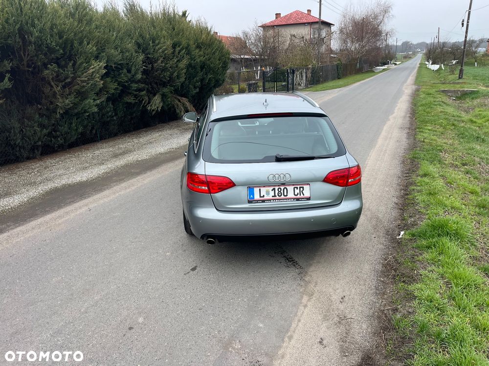 Audi A4 Avant 3.0 TDI DPF quattro S tronic S line Sportpaket - 4