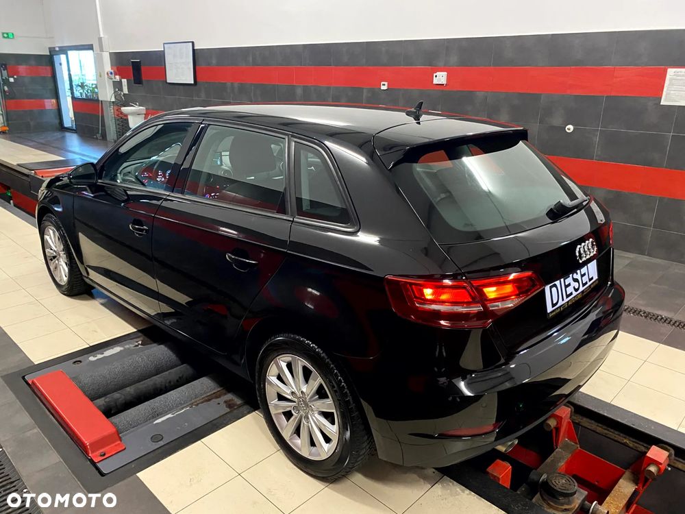 Audi A3 Sportback 1.6 TDI Sport - 11