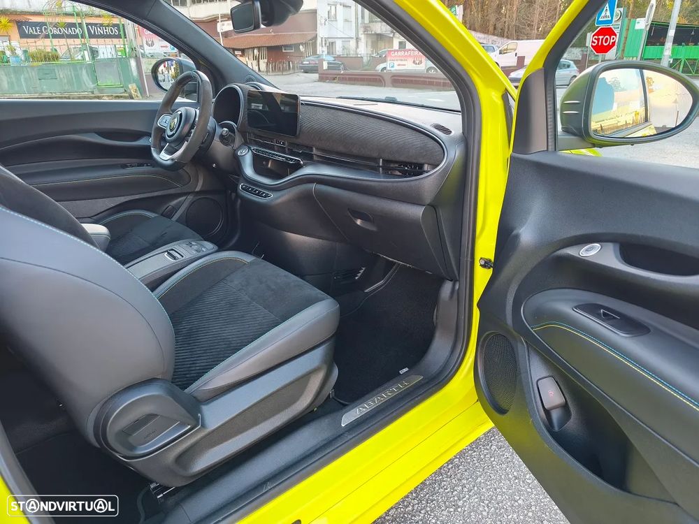 Abarth 500e Turismo - 12