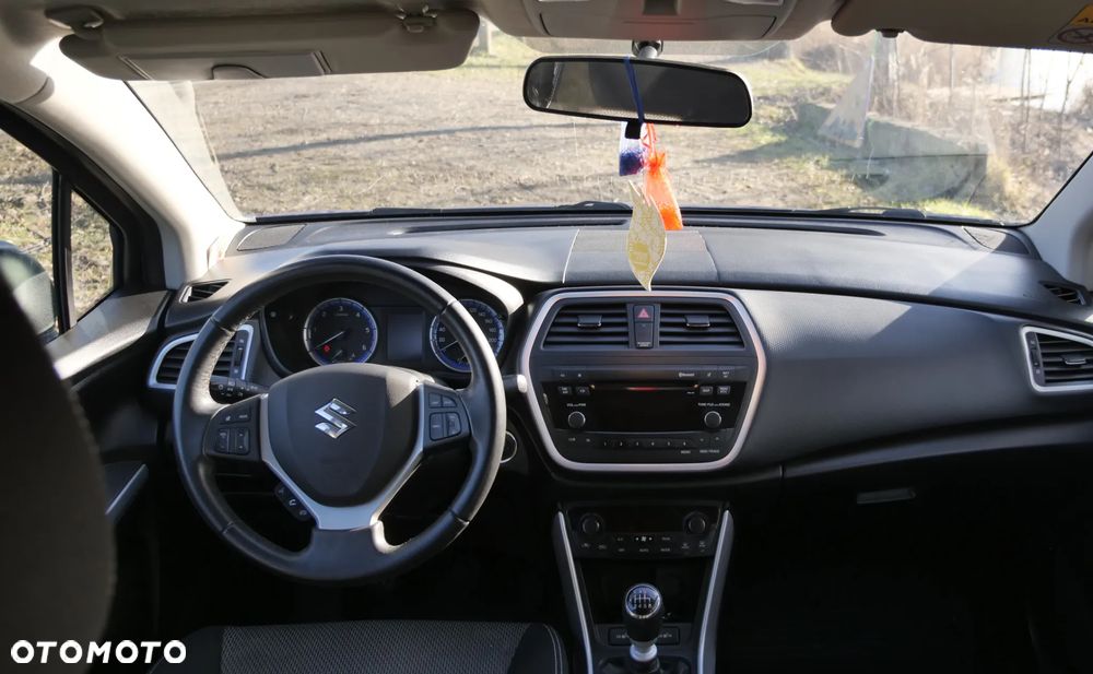 Suzuki SX4 S-Cross - 2