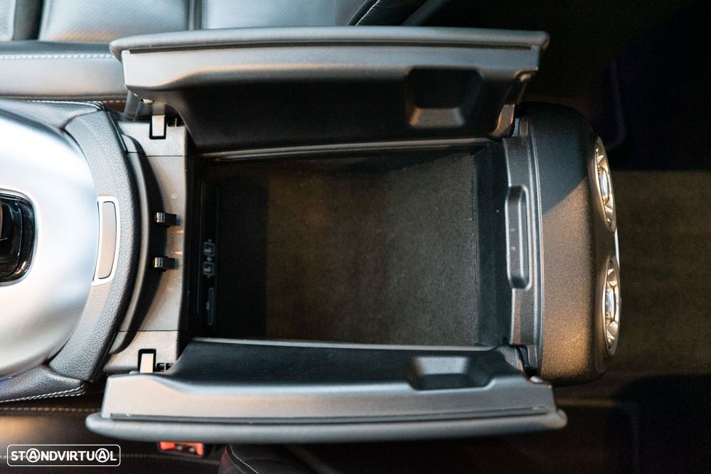 Mercedes-Benz AMG GT 53 4Matic+ - 36