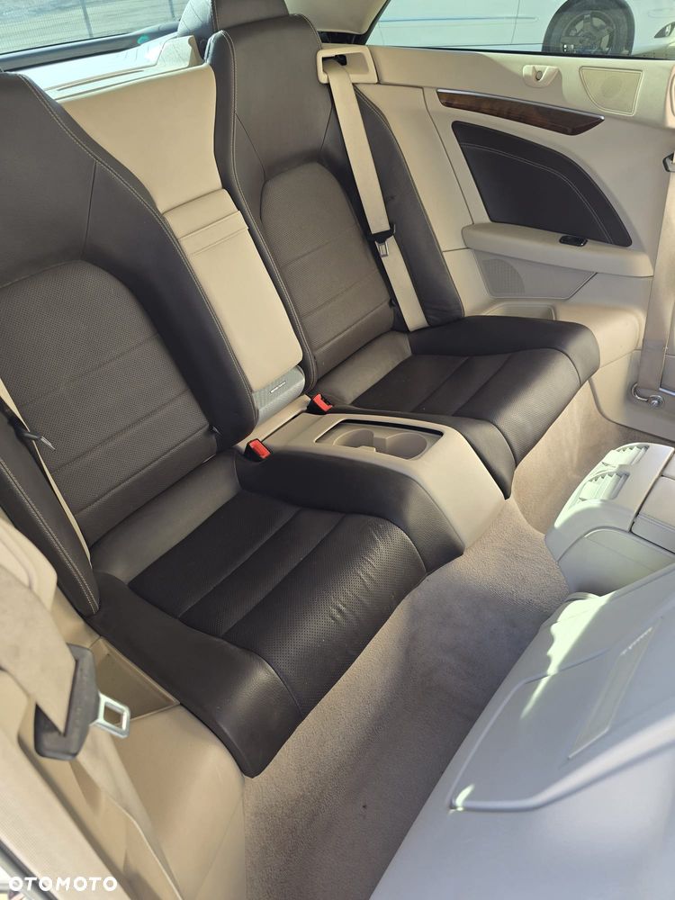 Mercedes-Benz Klasa E 400 4Matic 9G-TRONIC AMG Line - 11