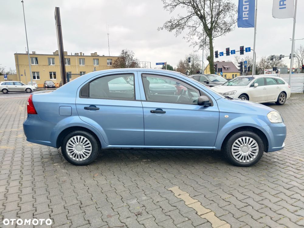 Chevrolet Aveo 1.2 Plus - 4