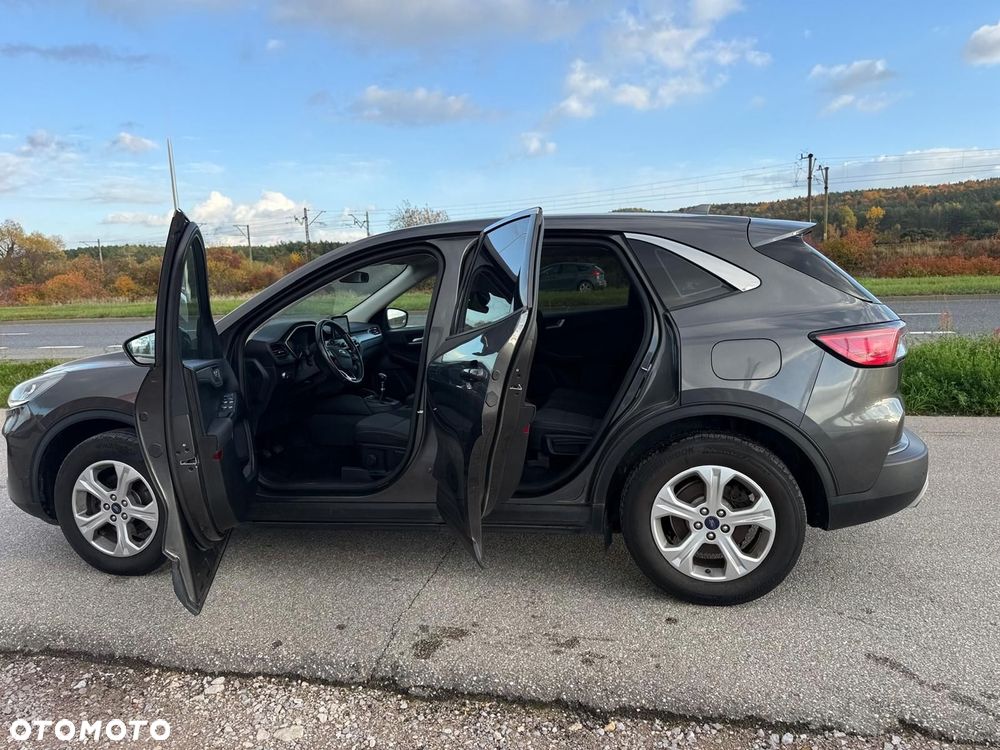 Ford Kuga - 4
