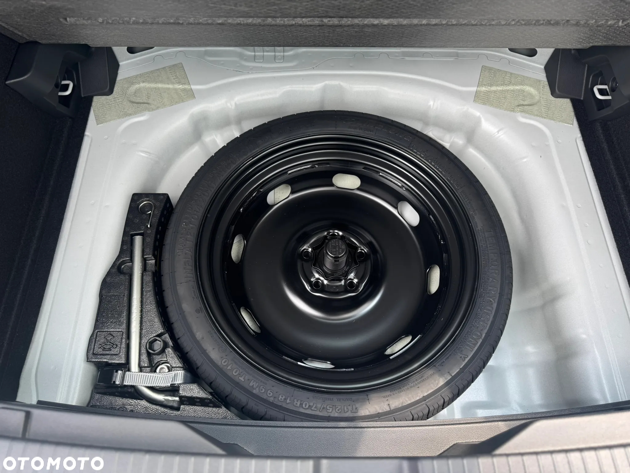 Volkswagen T-Roc 1.5 TSI Life DSG - 25