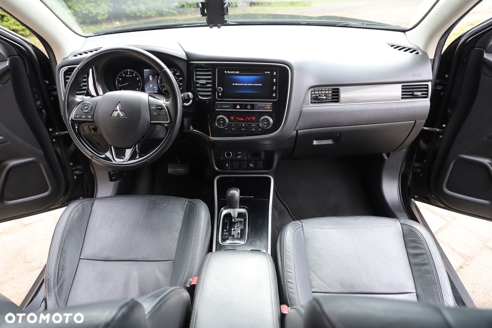 Mitsubishi Outlander - 5