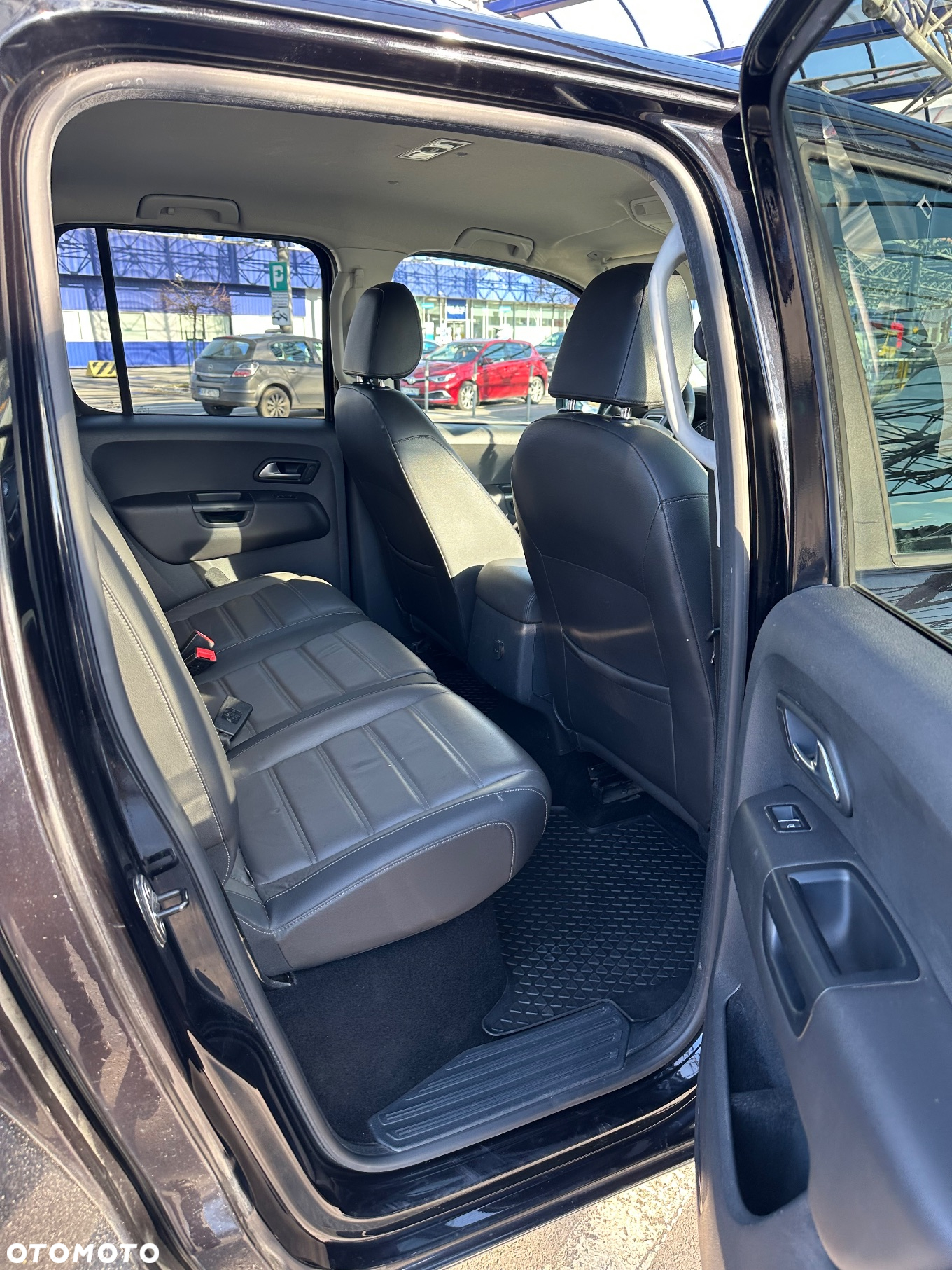 Volkswagen Amarok 3.0 V6 TDI 4Mot Aventura - 8