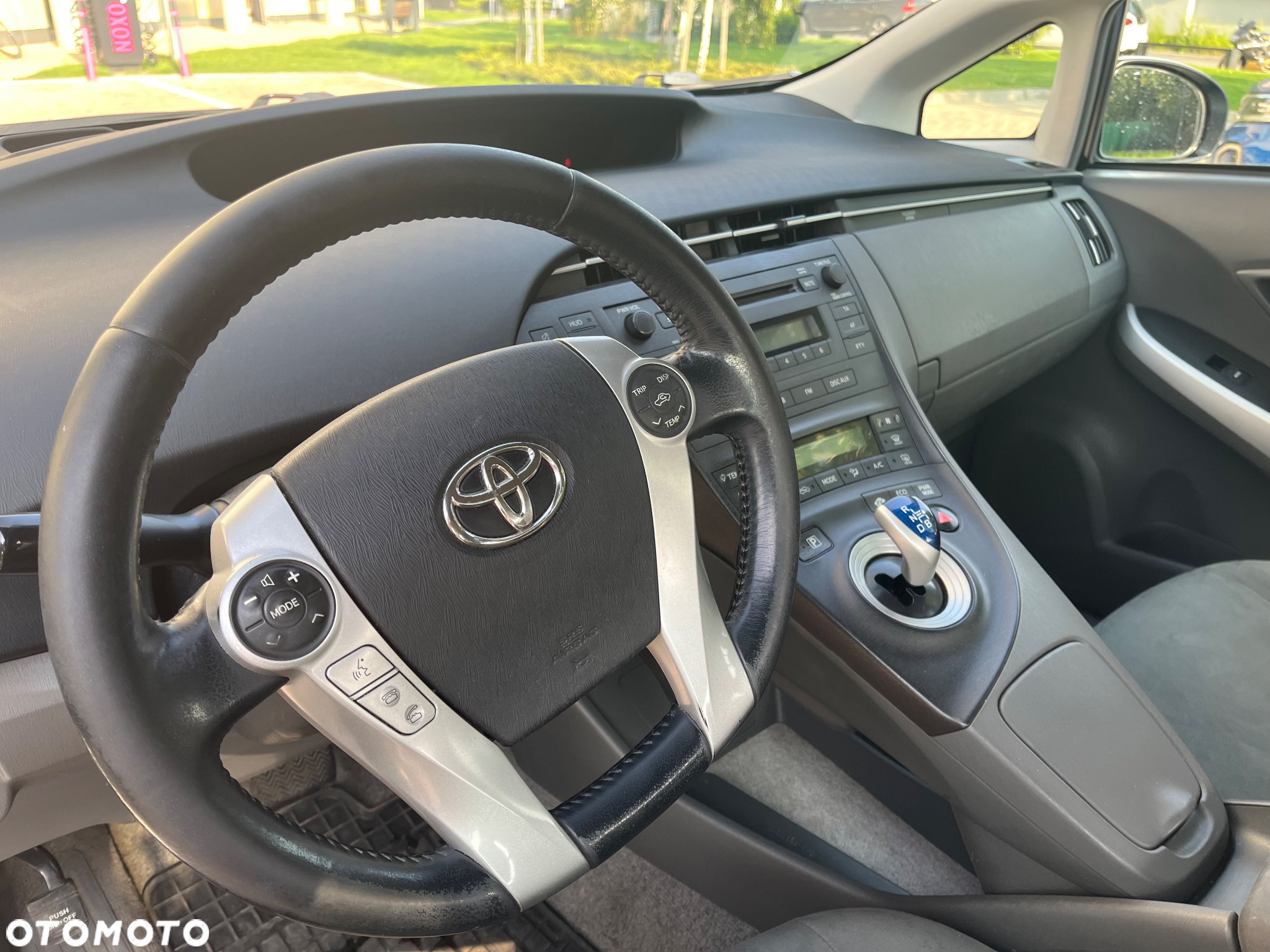 Toyota Prius 1.8 HSD Luna - 13