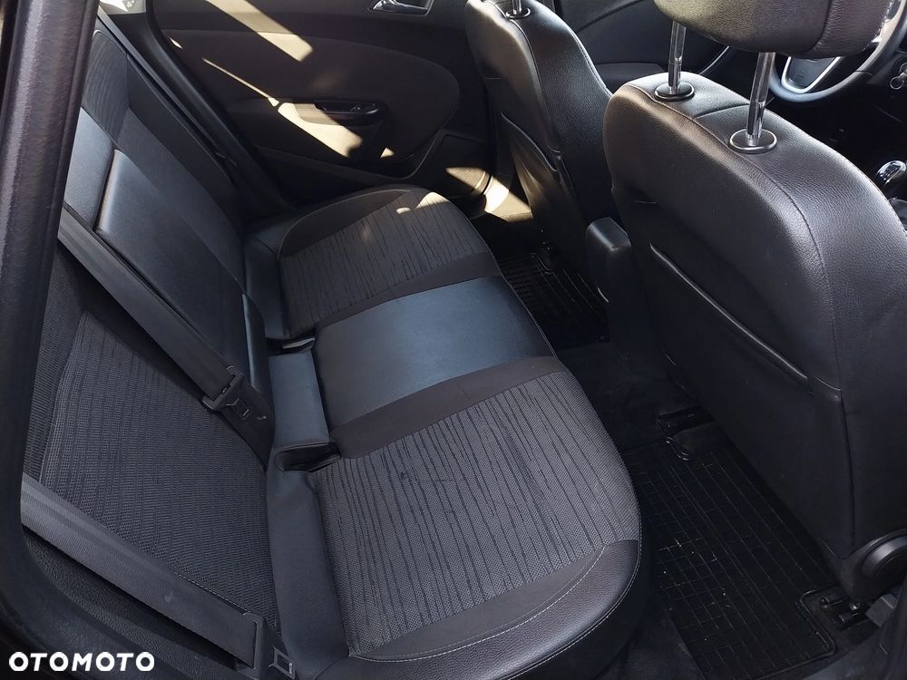 Opel Astra 1.4 T Executive EU6 - 27