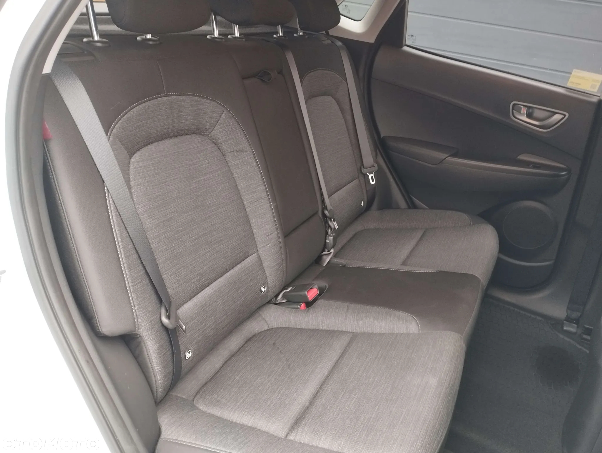 Hyundai Kona Electric 39kWh Premium - 28