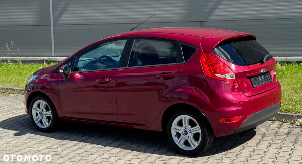 Ford Fiesta 1.25 Celebration - 6
