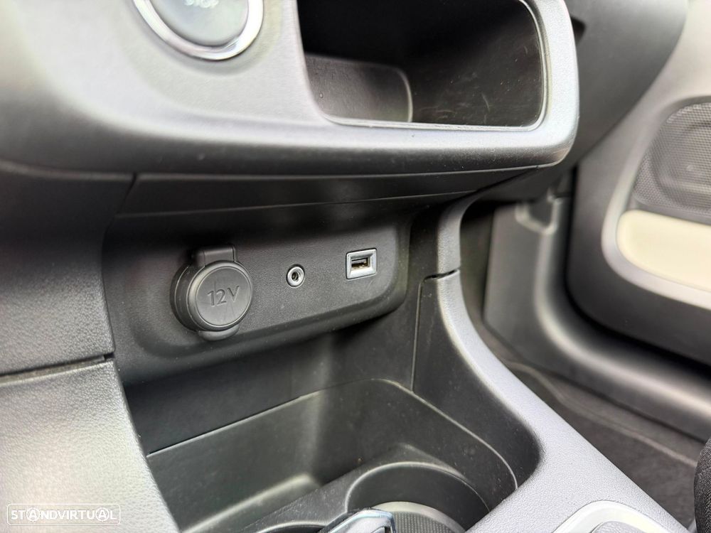 Citroën C3 1.2 PureTech Shine - 18