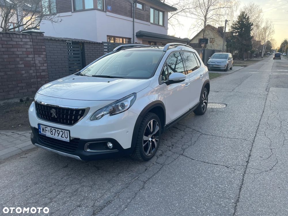Peugeot 2008 1.2 Pure Tech Style S&S EAT6 - 1